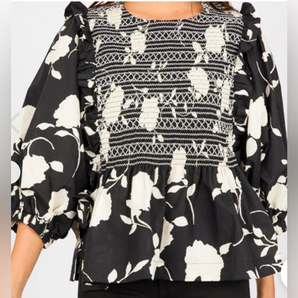 Dance & Marvel Black and Cream Patterned Top